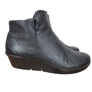 Ecco Skyler Boots Womens 6 Black Leather Wedge Booties Comfort Side Zip
